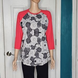 Lularoe Randy Tee Floral Black White Red Medium